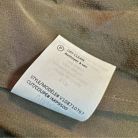 Vince 100% Silk Olive Green Collarless Button-Up Long-Sleeve Blouse Size Small - Picture 11 of 13